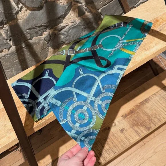 Hermès Blue Green Eperon D'Or Maxi Twilly Silk Scarf - Picture 7 of 10